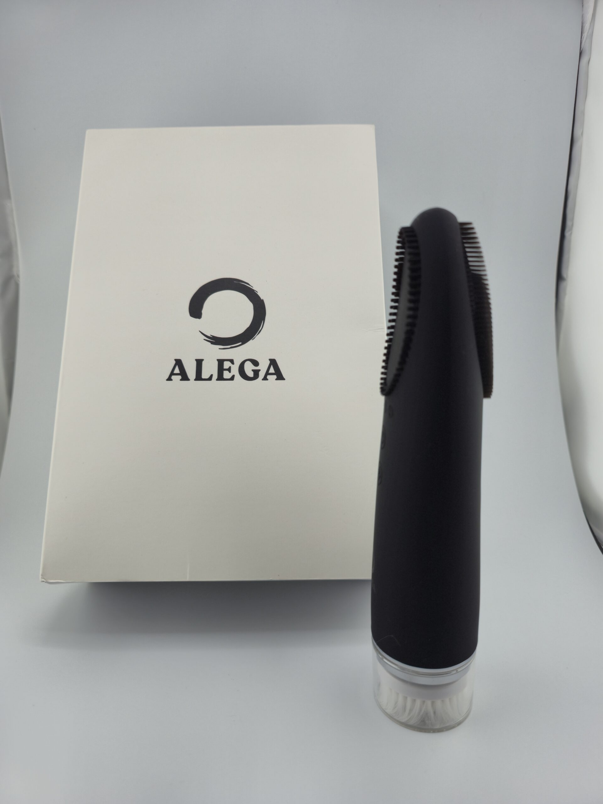 Glow Face Brush - Multitool für den perfekten Glow – Bild 3